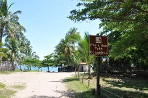 Praia dos Três Coqueiros  - Praias-360