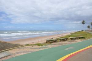 Praia de Patamares  - Praias-360