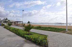 Praia de Camburi  - Praias-360