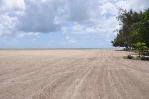 Praia Pontal de Maria Farinha 