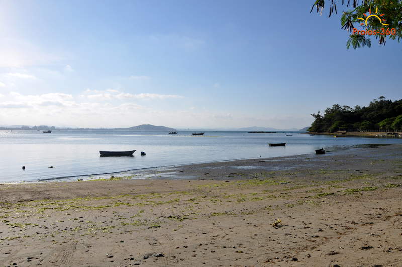 Praia da Armação do Itapocorói